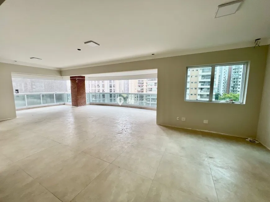 Foto 1 de Apartamento com 2 Quartos à venda, 180m² em Jardim Anália Franco, São Paulo