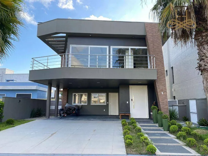 Foto 1 de Casa de Condomínio com 4 Quartos à venda, 330m² em Santa Regina, Camboriú