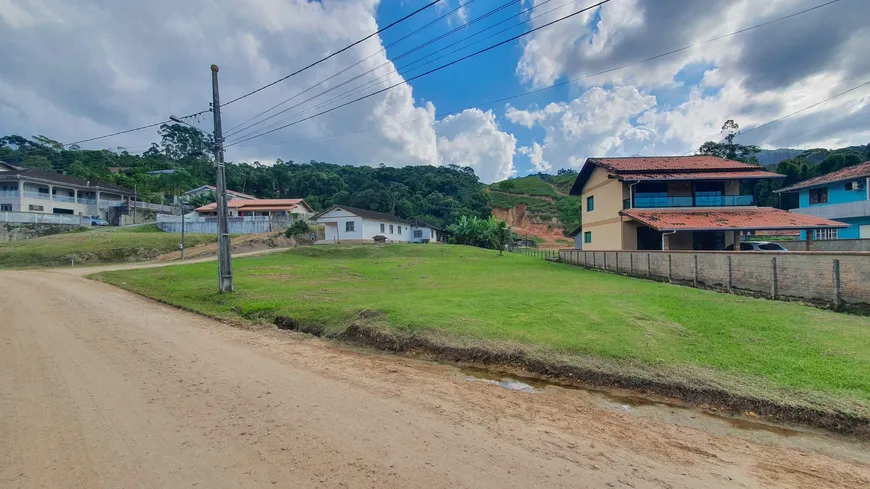 Foto 1 de Lote/Terreno à venda, 14000m² em Bateas, Brusque