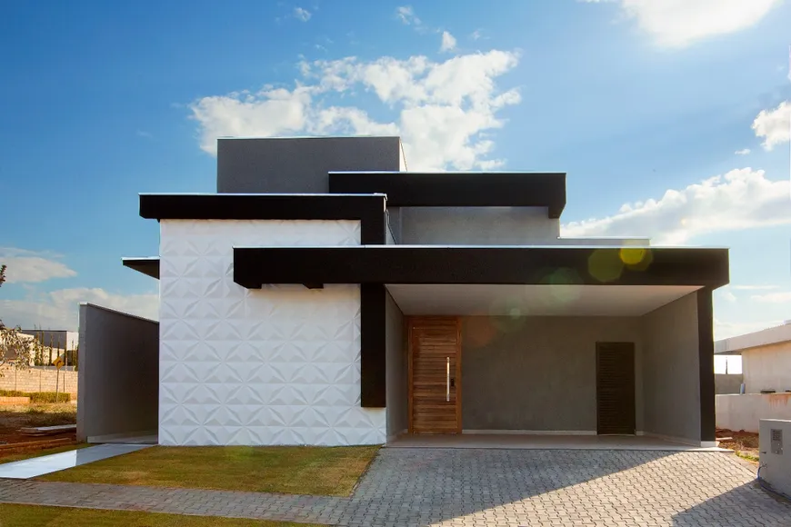 Foto 1 de Casa de Condomínio com 3 Quartos à venda, 150m² em Residencial Figueira II, São José do Rio Preto