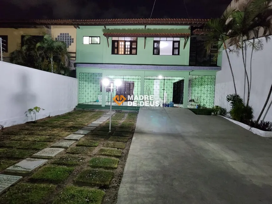 Foto 1 de Casa com 4 Quartos à venda, 236m² em Sapiranga, Fortaleza