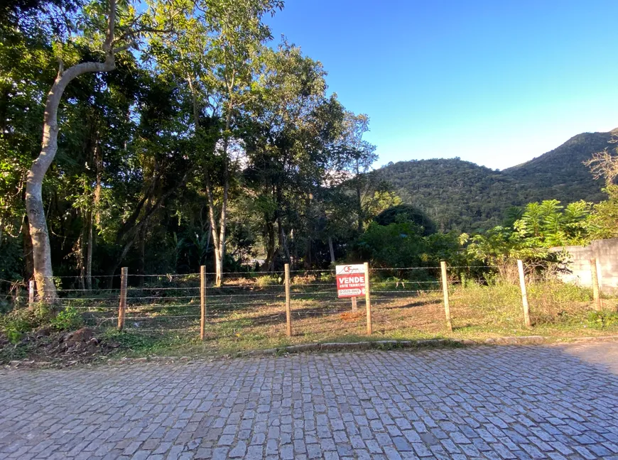 Foto 1 de Lote/Terreno com 1 Quarto à venda, 846m² em Ponte da Saudade, Nova Friburgo