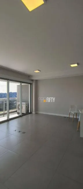 Foto 1 de Apartamento com 1 Quarto para alugar, 50m² em Santo Amaro, São Paulo