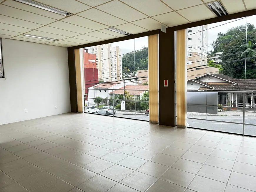 Foto 1 de Sala Comercial para alugar, 145m² em Vila Nova, Blumenau