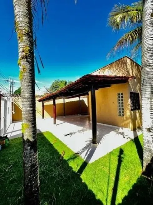 Foto 1 de Casa com 3 Quartos à venda, 243m² em Jardim Vitoria, Goiânia