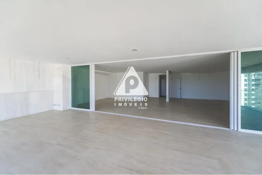 Foto 1 de Apartamento com 4 Quartos à venda, 384m² em Barra da Tijuca, Rio de Janeiro