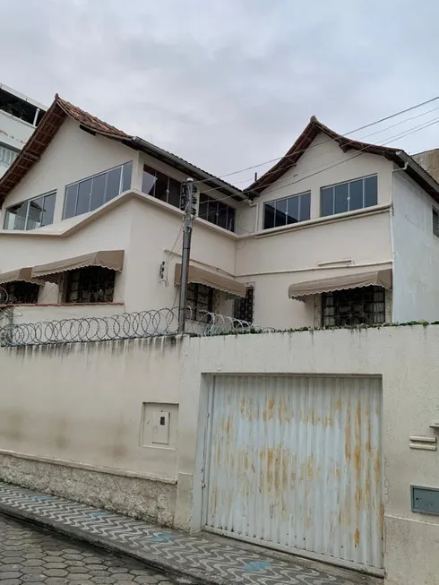 Foto 1 de Casa com 5 Quartos à venda, 369m² em Centro, Colatina