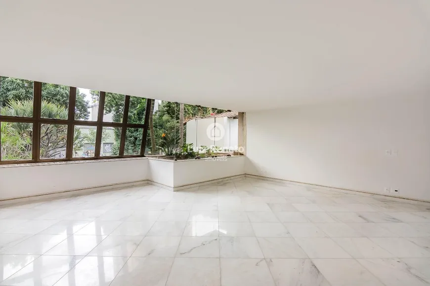 Foto 1 de Apartamento com 4 Quartos à venda, 320m² em Santa Efigênia, Belo Horizonte