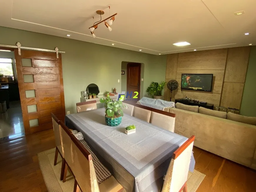 Foto 1 de Apartamento com 3 Quartos à venda, 157m² em Vila Nova Cidade Universitaria, Bauru