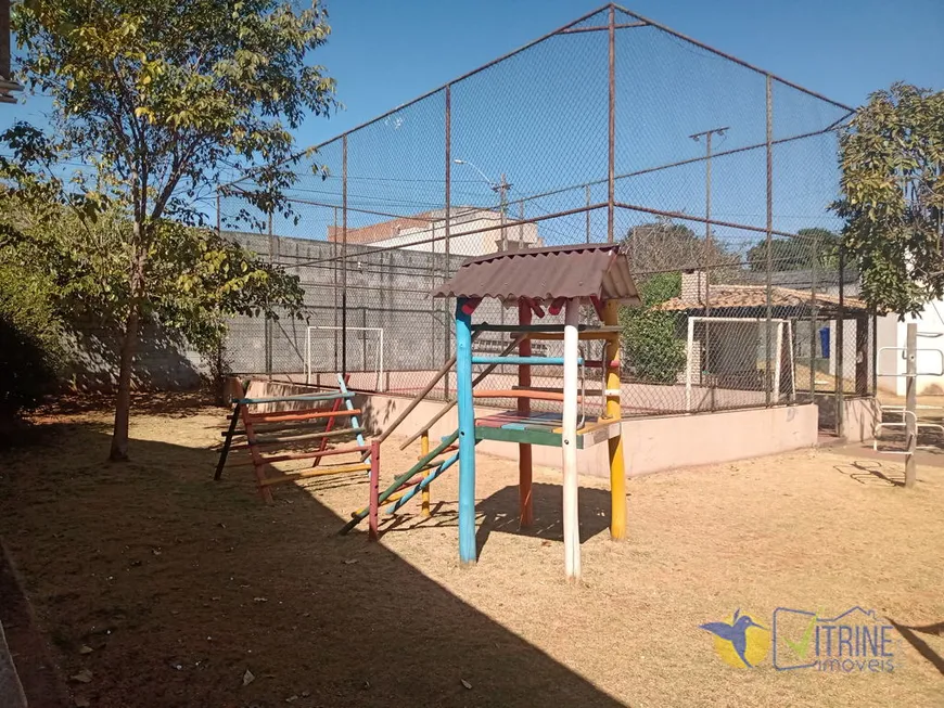 Foto 1 de Casa com 3 Quartos à venda, 233m² em Setor Orienteville, Goiânia