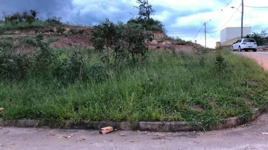 Foto 1 de Lote/Terreno à venda, 360m² em Centro, São Joaquim de Bicas