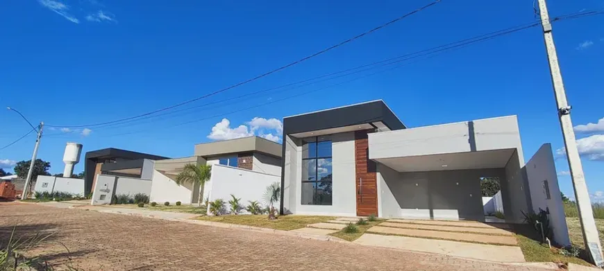 Foto 1 de Casa com 3 Quartos à venda, 250m² em Independencia, São Gabriel