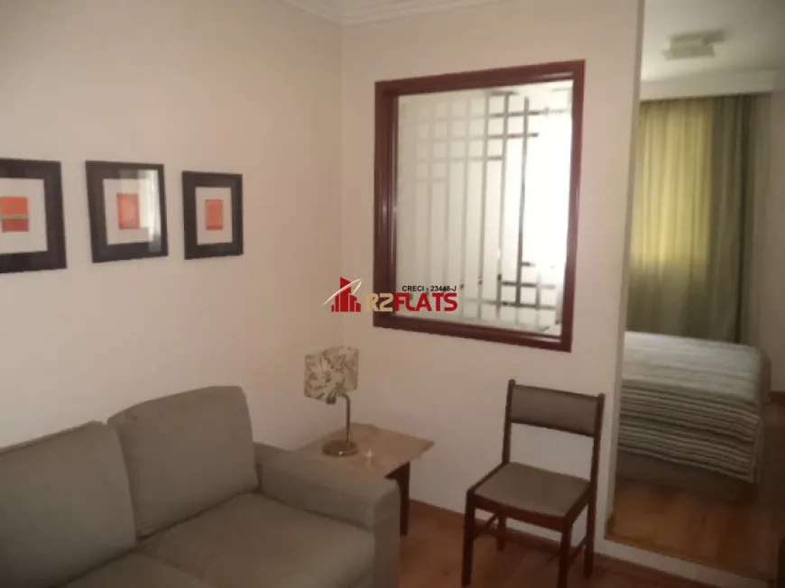 Foto 1 de Flat com 1 Quarto para alugar, 34m² em Cerqueira César, São Paulo