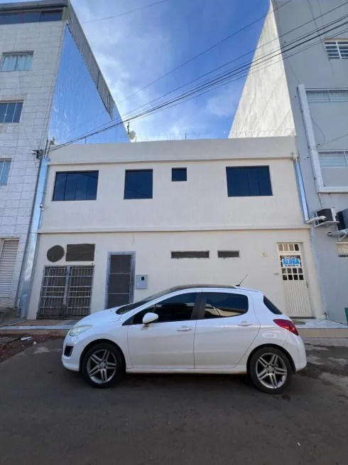 Foto 1 de Apartamento com 1 Quarto para alugar, 40m² em Paranoá, Brasília
