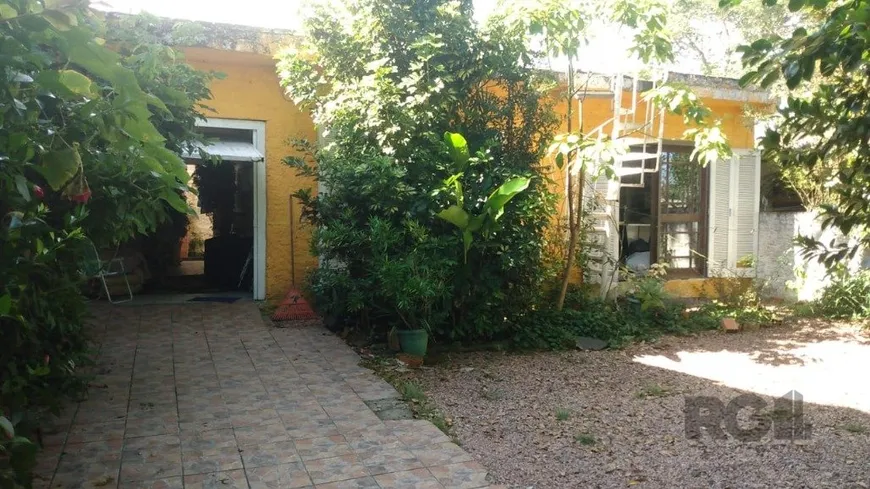 Foto 1 de Casa com 1 Quarto à venda, 119m² em Restinga, Porto Alegre