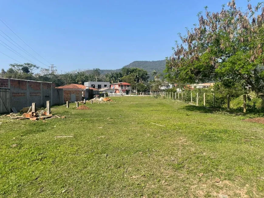 Foto 1 de Lote/Terreno à venda, 4840m² em Rio Pequeno, Camboriú