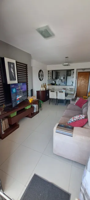 Foto 1 de Apartamento com 3 Quartos à venda, 81m² em Pitangueiras, Lauro de Freitas