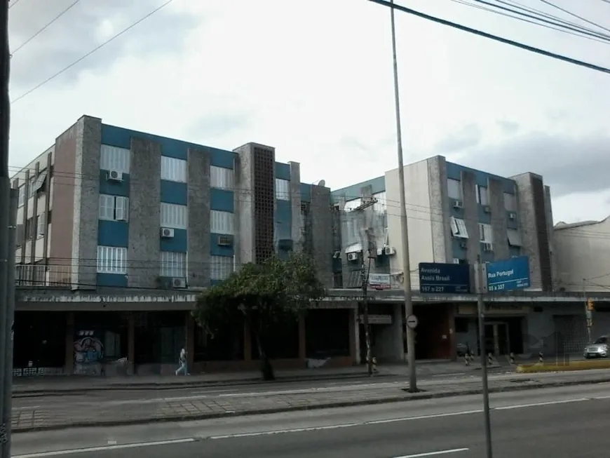 Foto 1 de Apartamento com 3 Quartos à venda, 80m² em Santa Maria Goretti, Porto Alegre