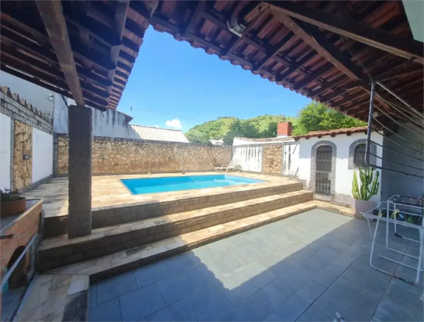 Foto 1 de Casa com 4 Quartos à venda, 210m² em Campo Grande, Rio de Janeiro