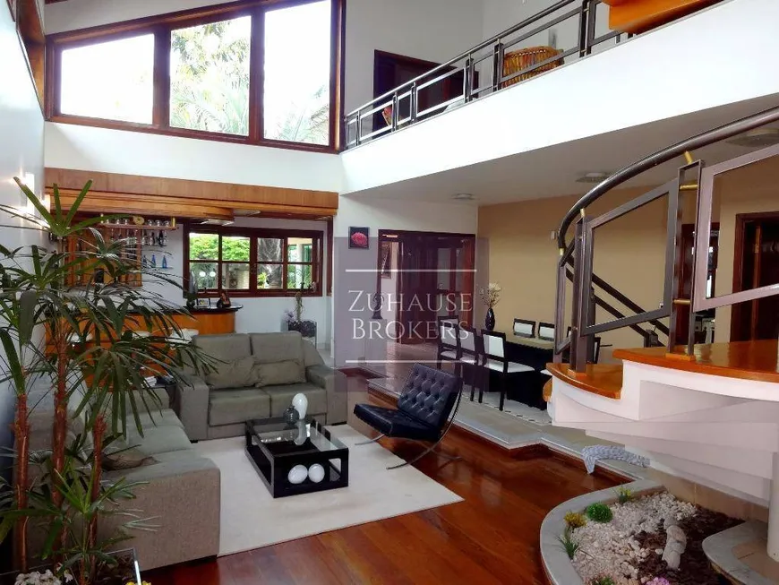 Foto 1 de Casa com 3 Quartos à venda, 350m² em Interlagos, São Paulo