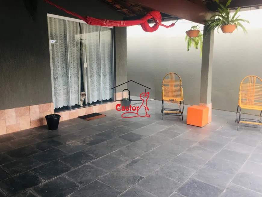 Foto 1 de Casa com 2 Quartos à venda, 178m² em Conjunto Residencial Araretama, Pindamonhangaba