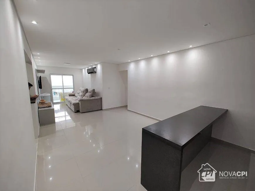 Foto 1 de Apartamento com 2 Quartos à venda, 100m² em Vila Caicara, Praia Grande