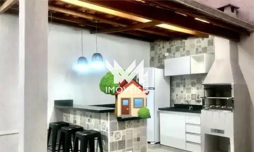 Foto 1 de Casa com 3 Quartos à venda, 180m² em Vila Romero, São Paulo