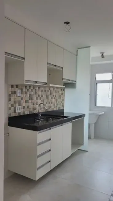 Foto 1 de Apartamento com 2 Quartos à venda, 47m² em Vila Satúrnia, Campinas