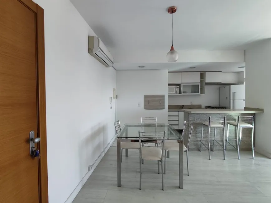 Foto 1 de Apartamento com 1 Quarto à venda, 58m² em Três Figueiras, Porto Alegre