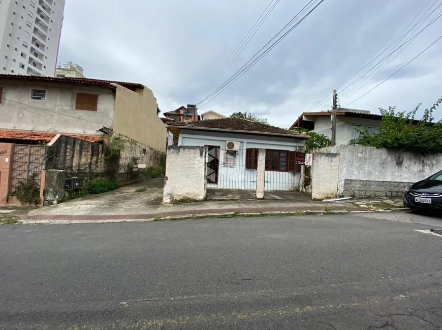 Foto 1 de Lote/Terreno à venda, 363m² em Agronômica, Florianópolis