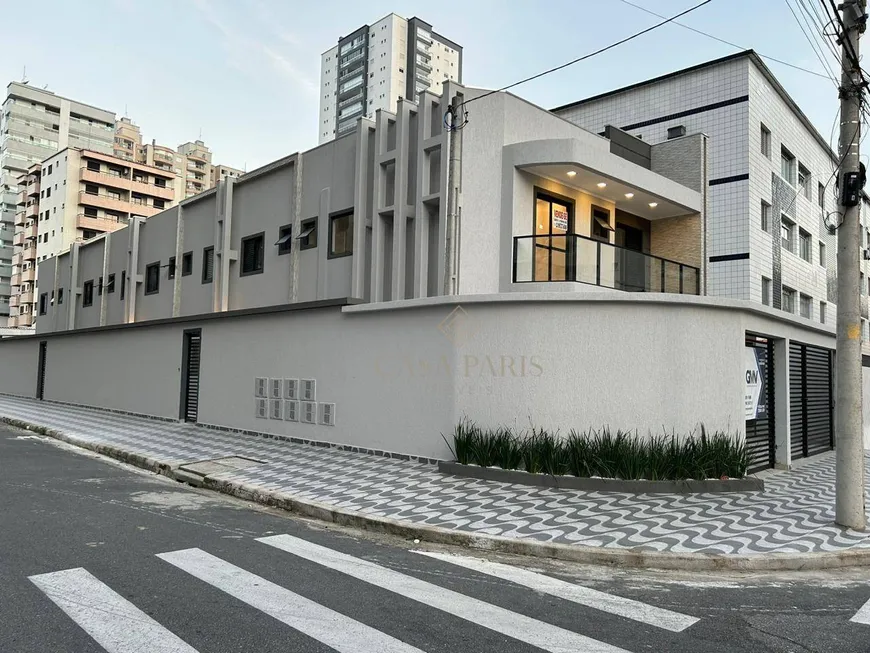 Foto 1 de Casa de Condomínio com 2 Quartos à venda, 52m² em Vila Tupi, Praia Grande