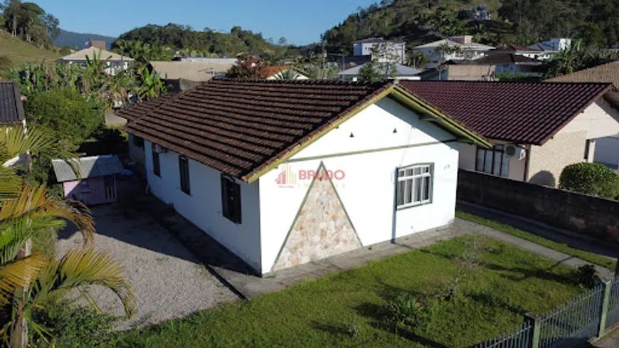 Foto 1 de Casa com 3 Quartos à venda, 600m² em Centro, Antônio Carlos