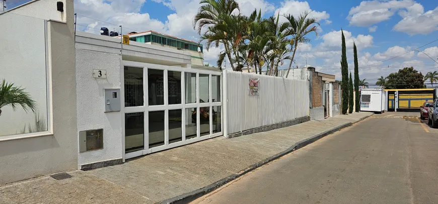 Foto 1 de Casa de Condomínio com 4 Quartos à venda, 350m² em Vicente Pires, Brasília