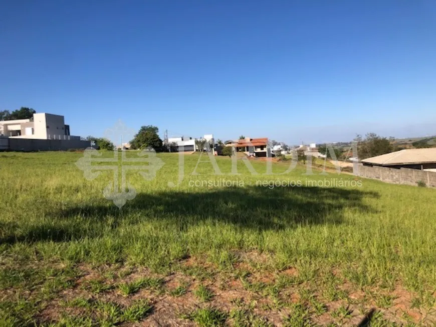 Foto 1 de Lote/Terreno à venda em Recanto dos Universitarios, Rio das Pedras