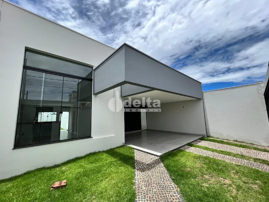 Foto 1 de Casa com 3 Quartos à venda, 140m² em Jardim Brasília, Uberlândia