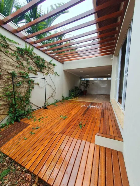 Foto 1 de Sobrado com 4 Quartos à venda, 415m² em Residencial Amazonas , Franca