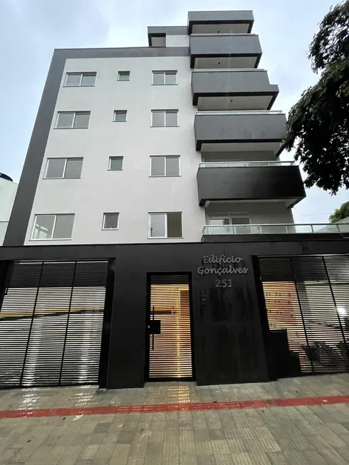 Foto 1 de Cobertura com 4 Quartos à venda, 170m² em Inconfidentes, Contagem