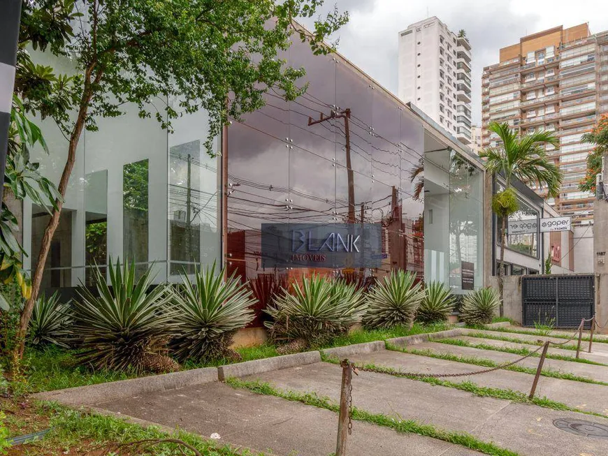 Foto 1 de Ponto Comercial para alugar, 320m² em Vila Nova Conceição, São Paulo