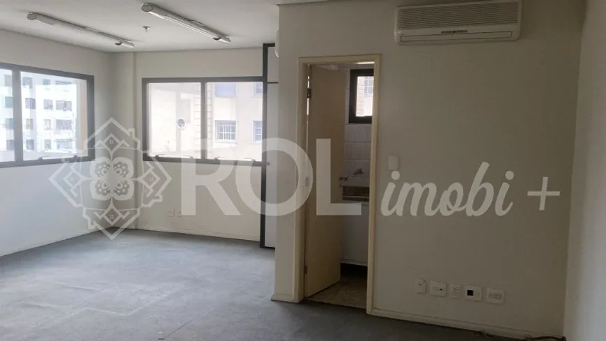 Foto 1 de Sala Comercial para alugar, 90m² em Pacaembu, São Paulo