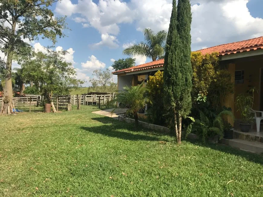 Foto 1 de Fazenda/Sítio com 3 Quartos à venda, 100m² em Area Rural de Itapetininga, Itapetininga