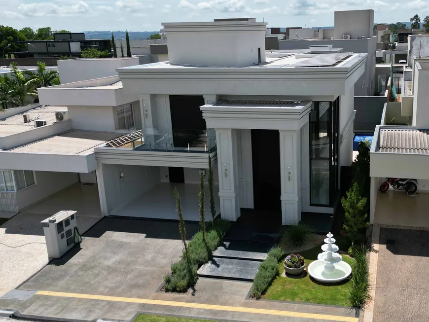 Foto 1 de Casa de Condomínio com 4 Quartos à venda, 315m² em PORTAL DO SOL GREEN, Goiânia