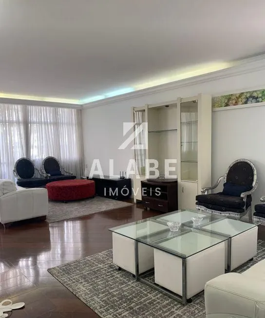 Foto 1 de Apartamento com 4 Quartos para alugar, 210m² em Campo Belo, São Paulo