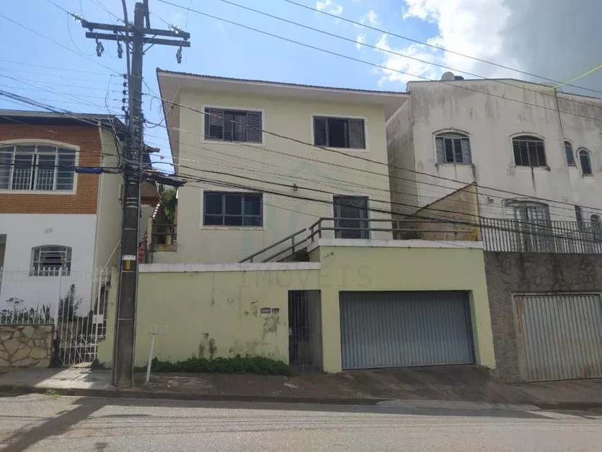 Foto 1 de Casa com 3 Quartos à venda, 260m² em Santa Angela, Poços de Caldas