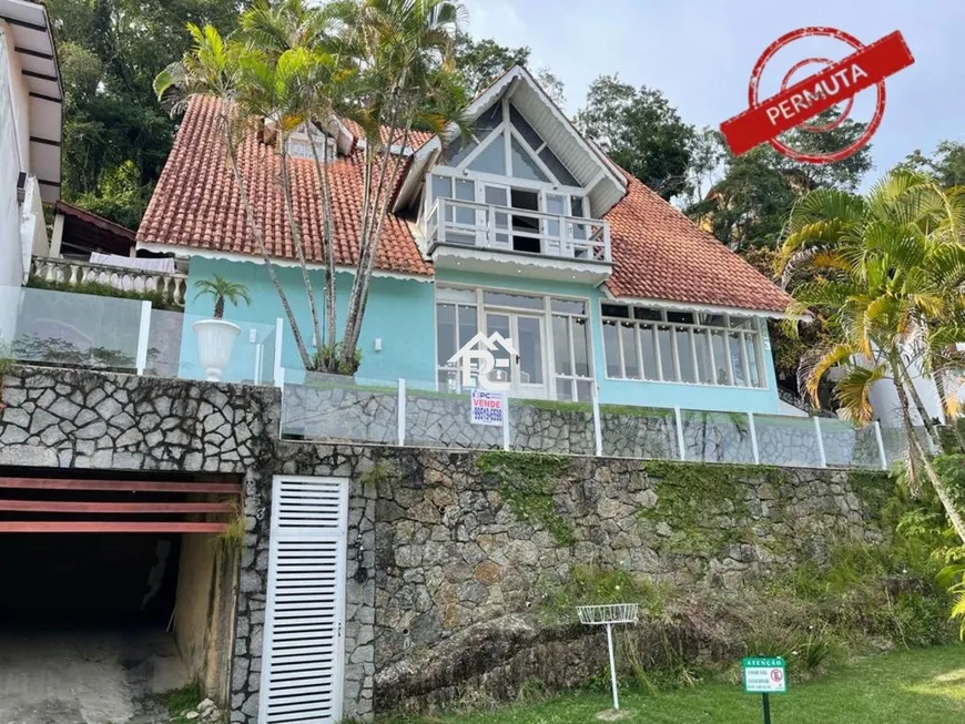 Foto 1 de Casa com 3 Quartos à venda, 250m² em Pendotiba, Niterói