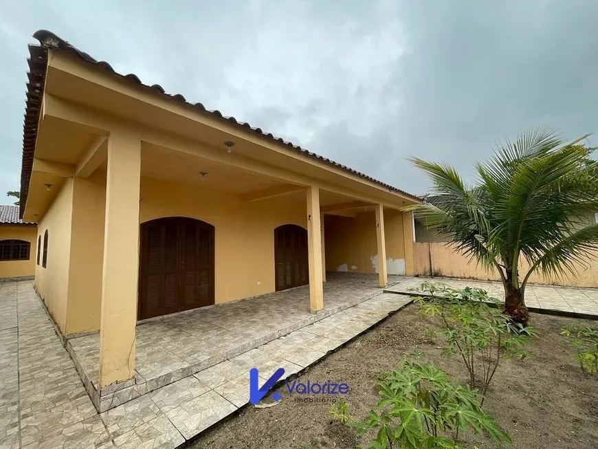 Foto 1 de Casa com 4 Quartos à venda, 184m² em Leblon, Pontal do Paraná