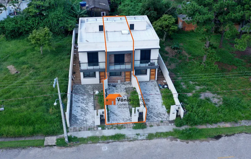 Foto 1 de Casa com 2 Quartos à venda, 84m² em São João do Rio Vermelho, Florianópolis