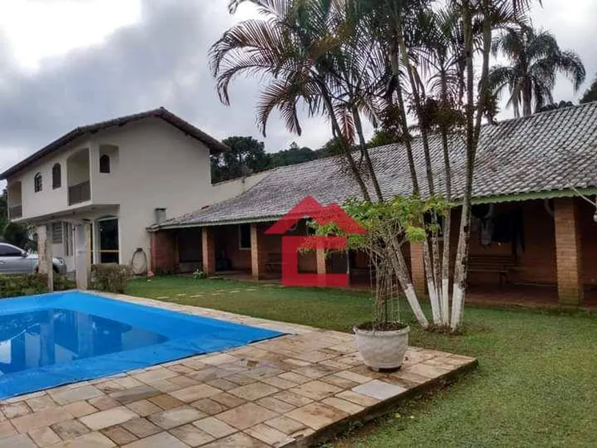 Foto 1 de Fazenda/Sítio com 8 Quartos à venda, 600m² em Puris, Ibiúna