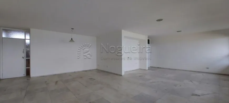 Foto 1 de Casa com 3 Quartos à venda, 405m² em Candeias, Jaboatão dos Guararapes