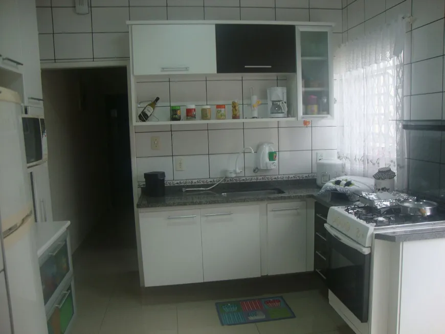 Foto 1 de Casa com 3 Quartos à venda, 191m² em Centro, Mogi das Cruzes