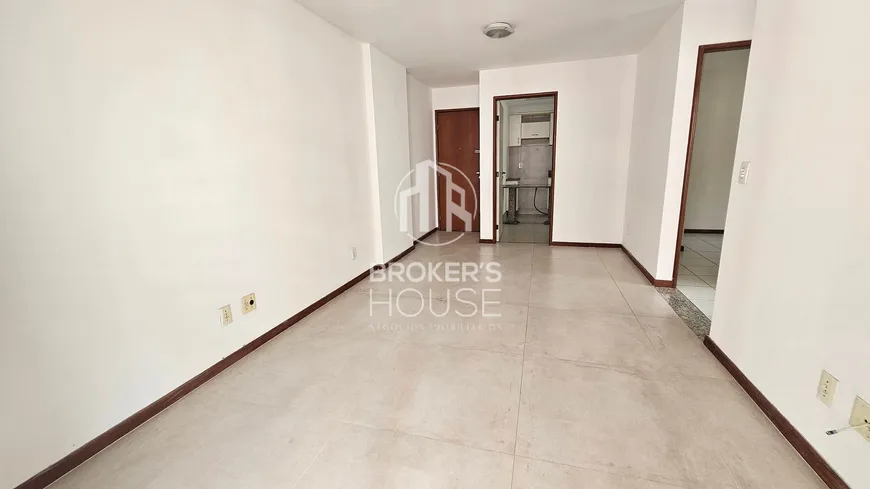 Foto 1 de Apartamento com 2 Quartos à venda, 64m² em Praia do Canto, Vitória